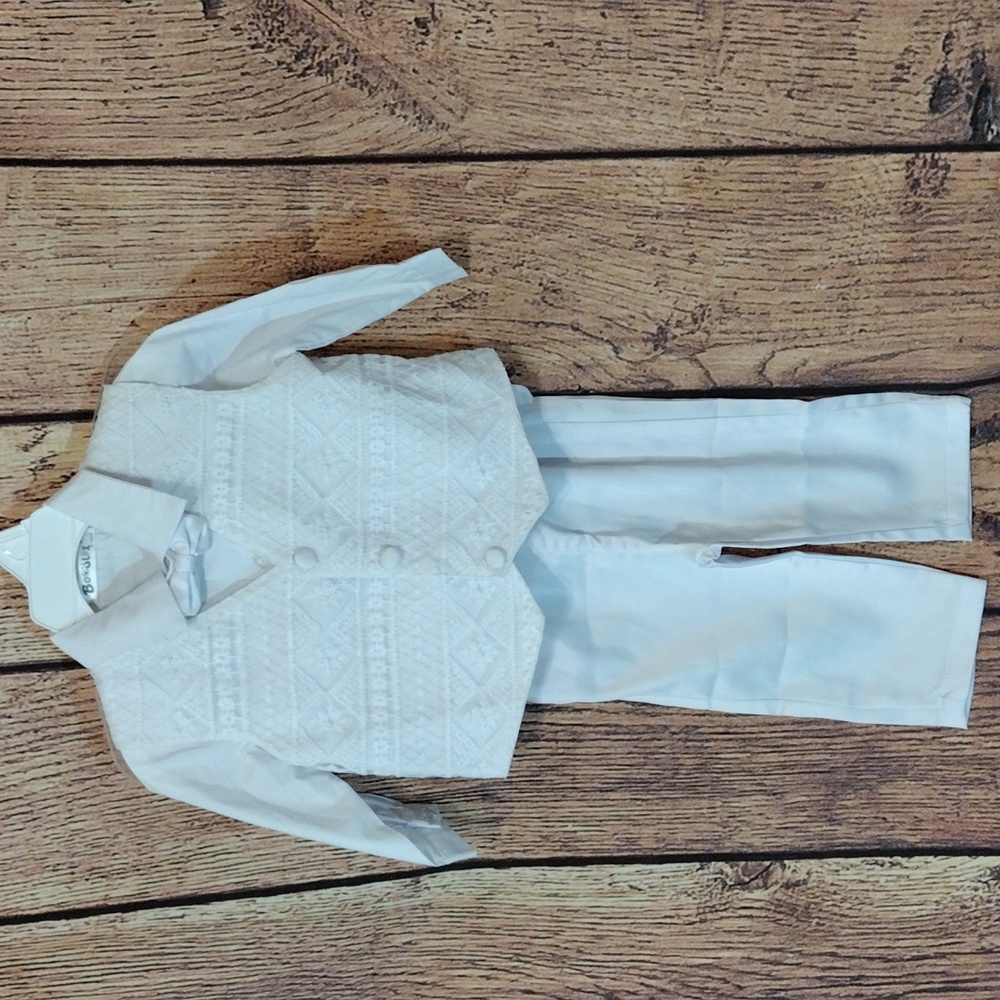 NWOT Booulfi 9m Baby boys Suit